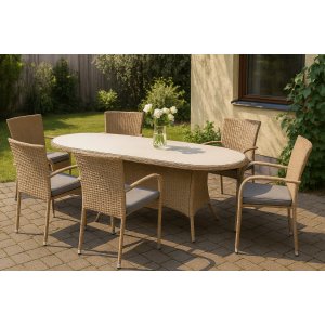 Utematgrupp – Menton & Majken | Naturfärgad konstrotting | 6 stycken stapelbara stolar