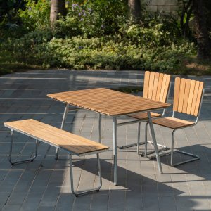 Möllan utegrupp i teak: 2 st stolar med bänk och matbord 120x80 cm + Textilimpregnering för utemöbler