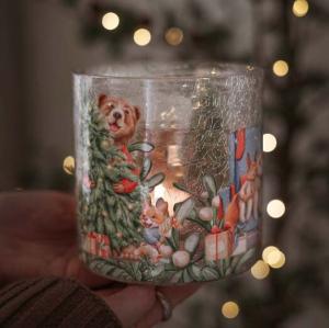 Ljuslykta Christmas Saga - Majas lyktor/ Barncancerfonden