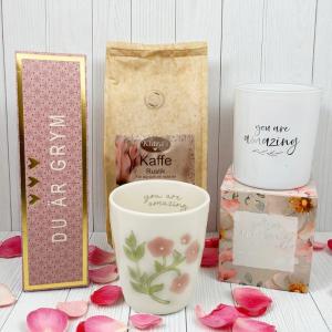 Presentset Amazing (mugg, kaffe, chokladpraliner och ljuslykta)